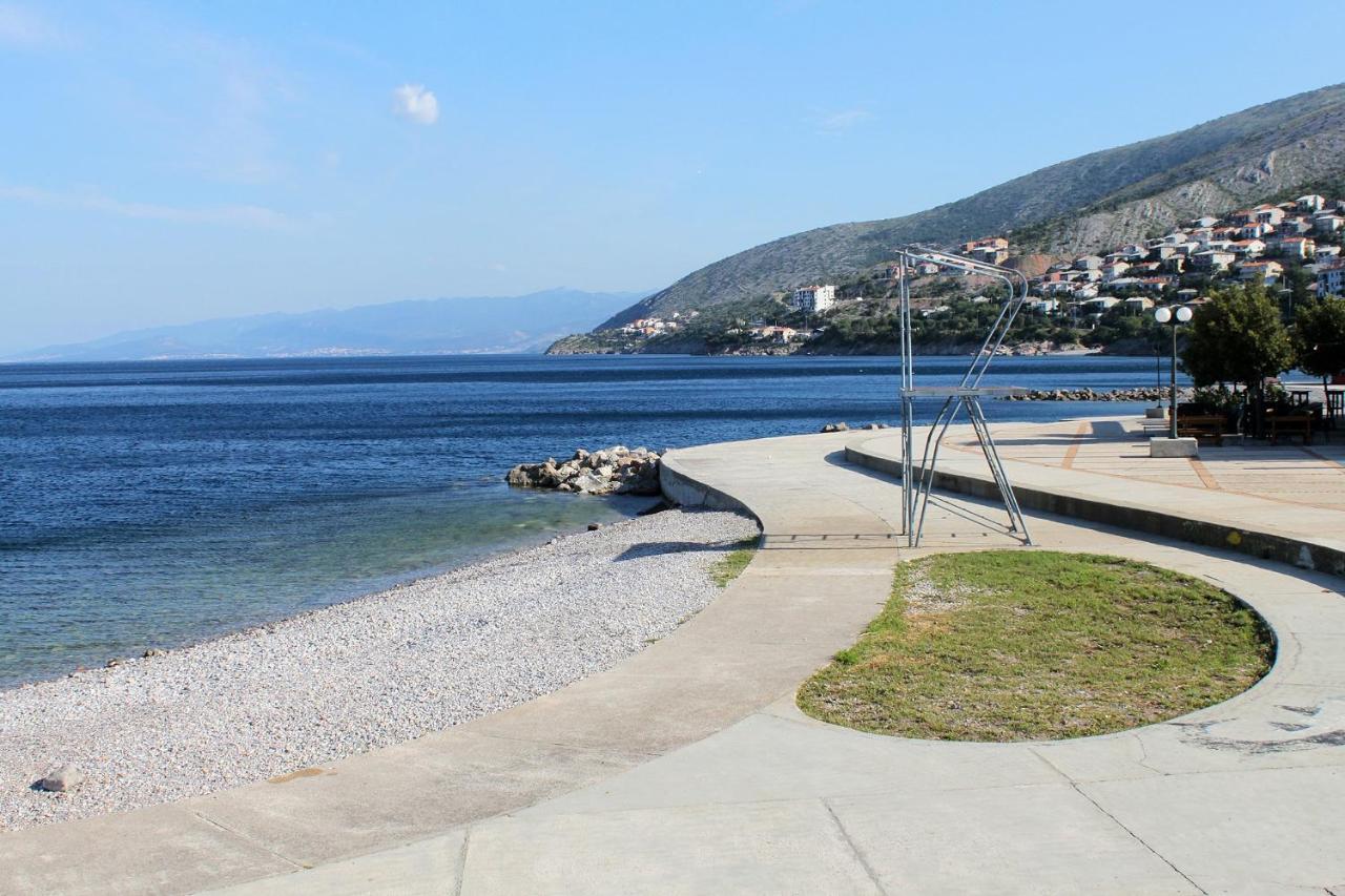 Apartments With A Parking Space Senj - 5572 Exteriör bild